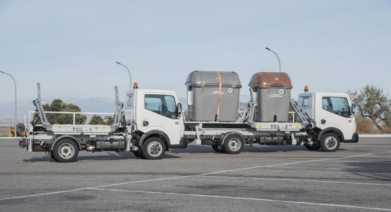 Camión satélite para transporte de contenedores de carga lateralTCL-1 / TCL-2