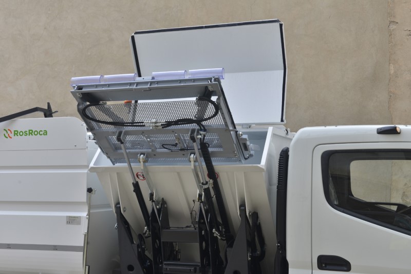Recolector satélite compactador carga trasera para la recogida de residuos ORUS Twin Pack Combi TD